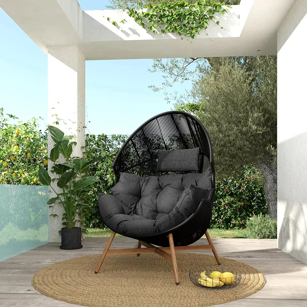 Egg Chairs
